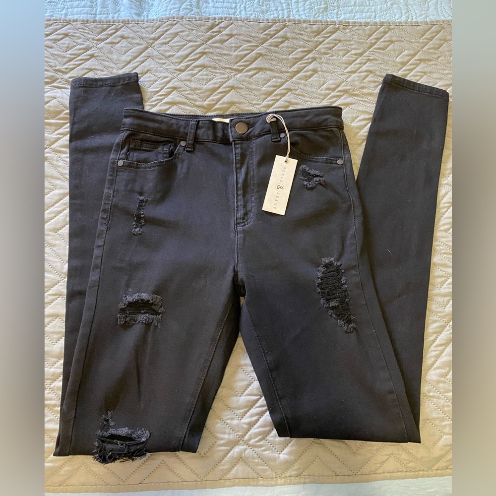 Black Skinny Distressed Jeans with Tapered Legs